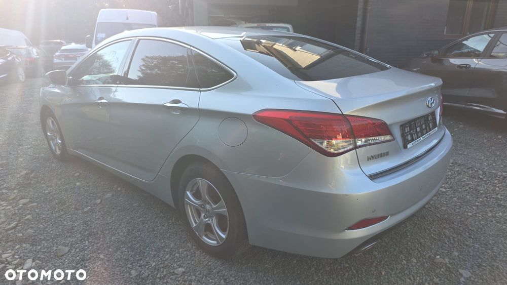Hyundai i40 i40cw 1.7 CRDi 5 Star Edition - 4