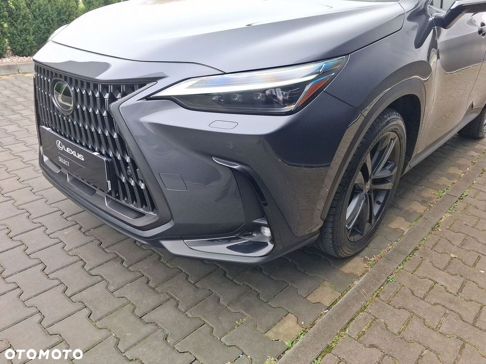 Lexus NX 350h Prestige AWD - 28