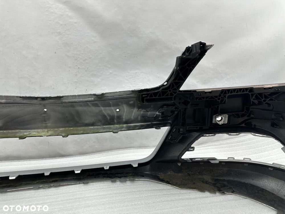 MERCEDES W204 LIFT ZDERZAK PRZEDNI PRZÓD NA 6xPDC, KOLOR SREBRNY, NR AUKCJI NZ53 - 11