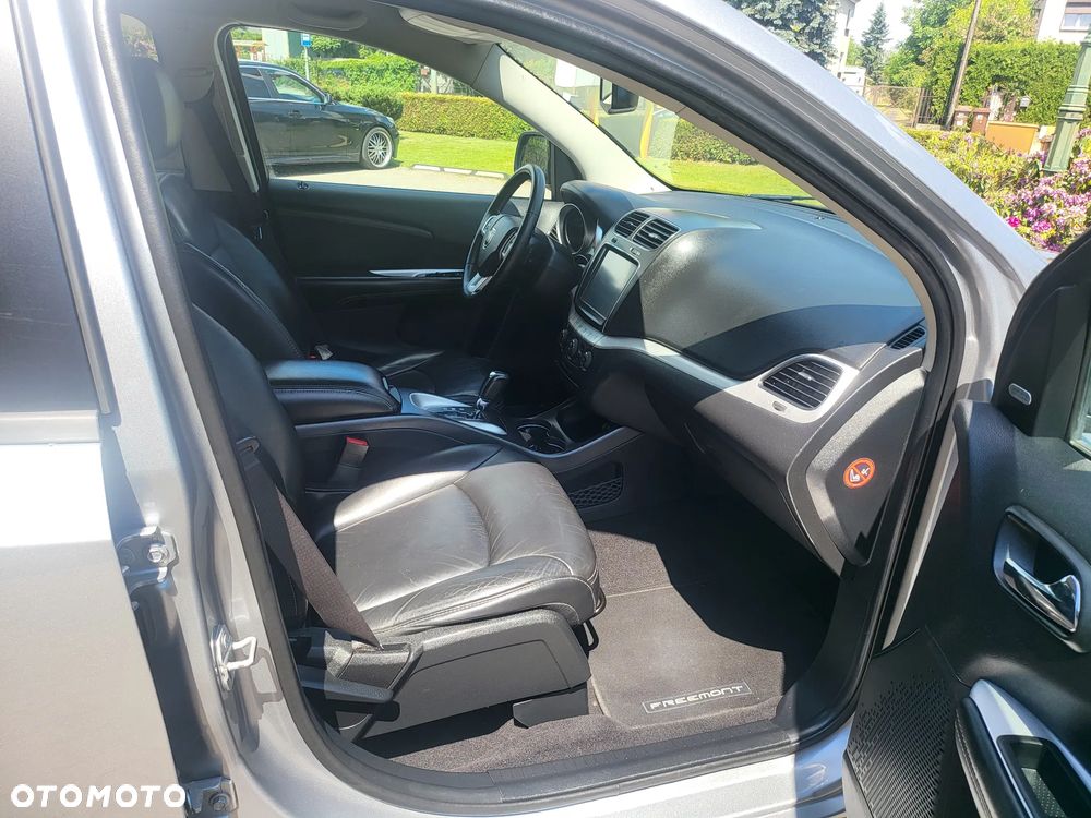 Fiat Freemont 2.0 Multijet Black Code AWD - 23