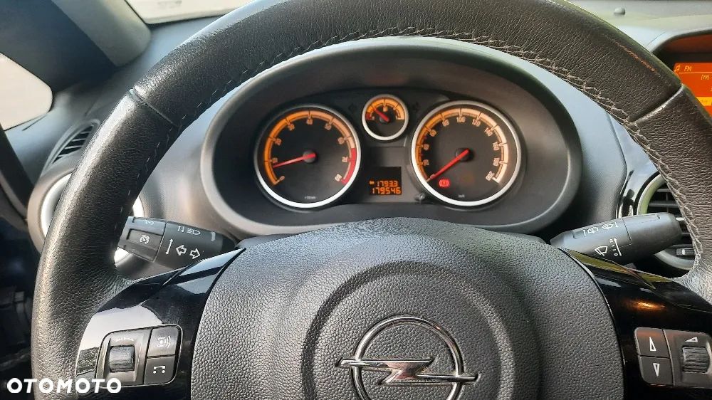 Opel Corsa 1.4 Enjoy S&S - 11