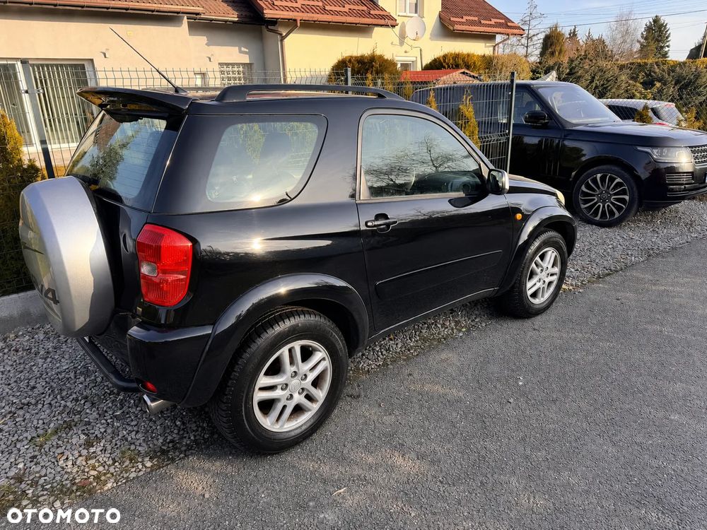 Toyota RAV4 2.0 VVT-i 4x4 - 2