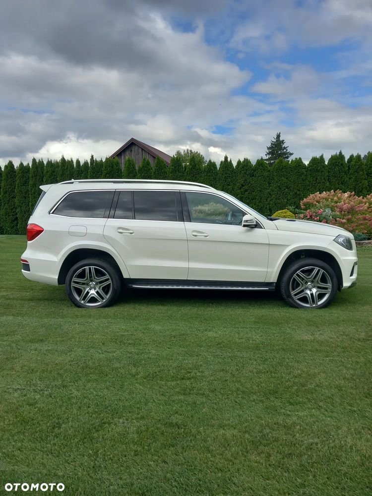 Mercedes-Benz GL 350 BlueTec 4-Matic - 3