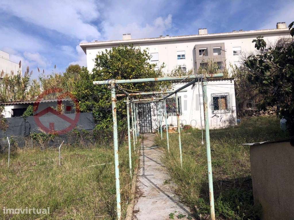 Terreno rústico urbanizável na Ajuda, Lisboa - Grande imagem: 5/17