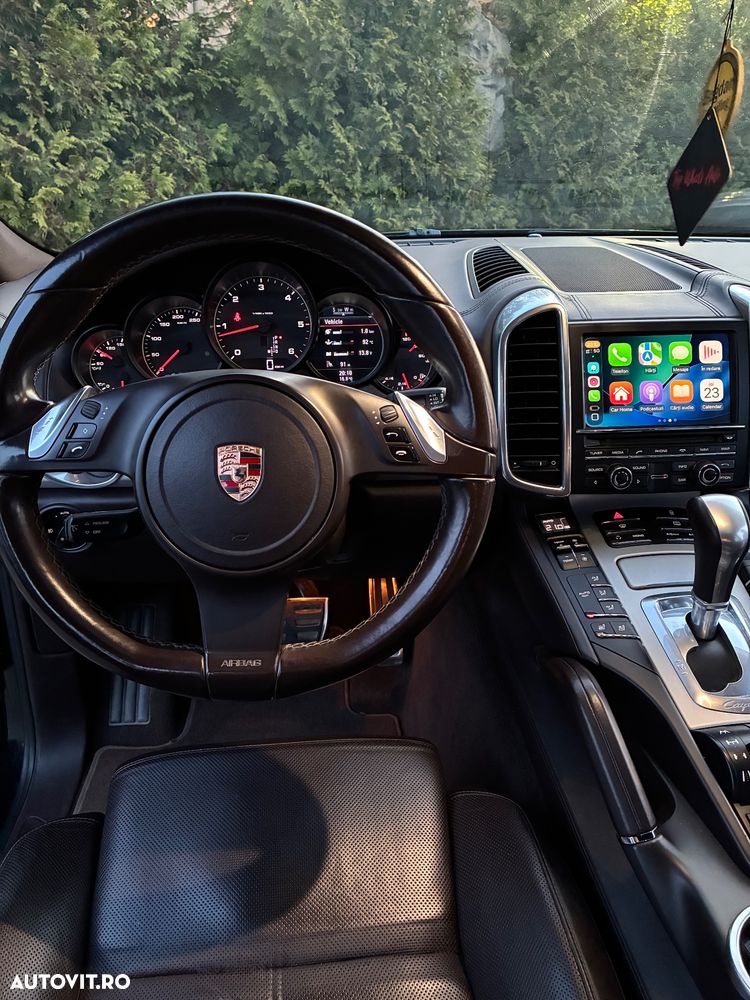 Porsche Cayenne - 11