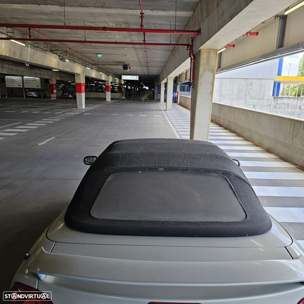 Renault Mégane Cabrio ver-1-4-16v-privil-ge - 12