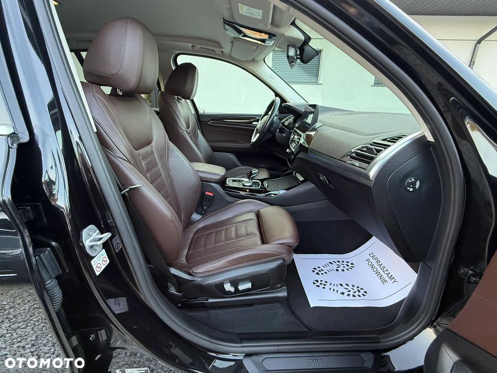 BMW X3 xDrive30e Luxury Line - 34