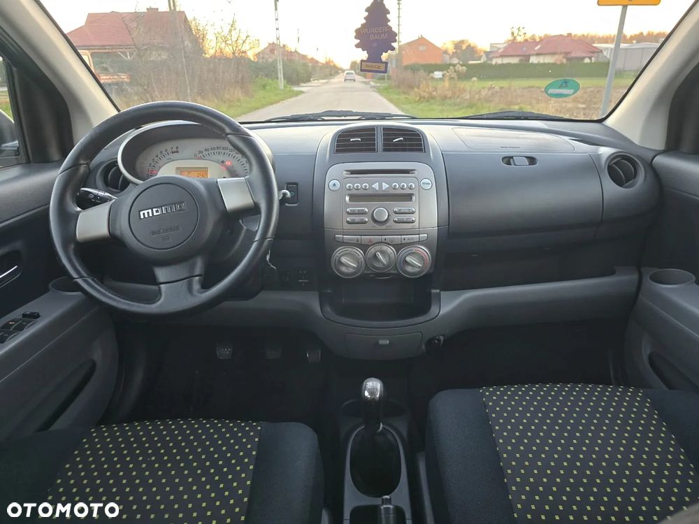 Daihatsu Sirion 1.3 - 13