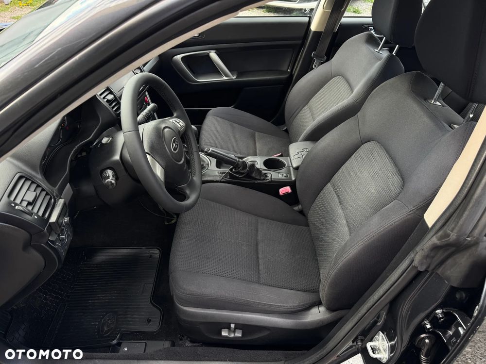 Subaru Legacy Kombi 2.0i Comfort - 31