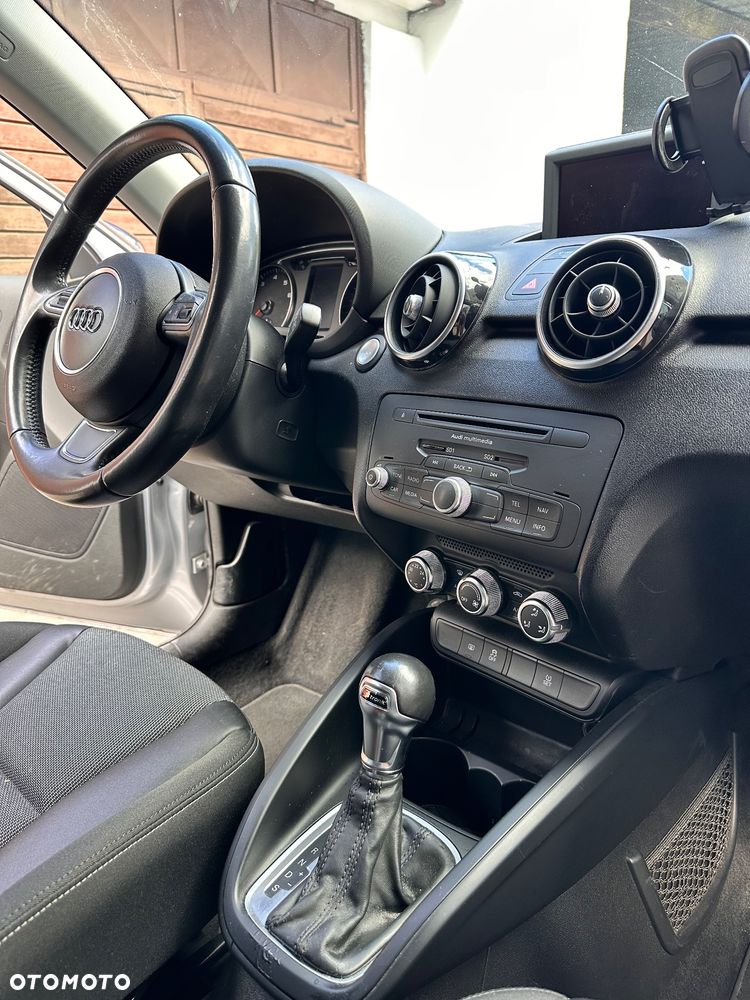 Audi A1 Sportback 1.4 TFSI cylinder on demand S tronic S line edition m S line Sportpaket - 16