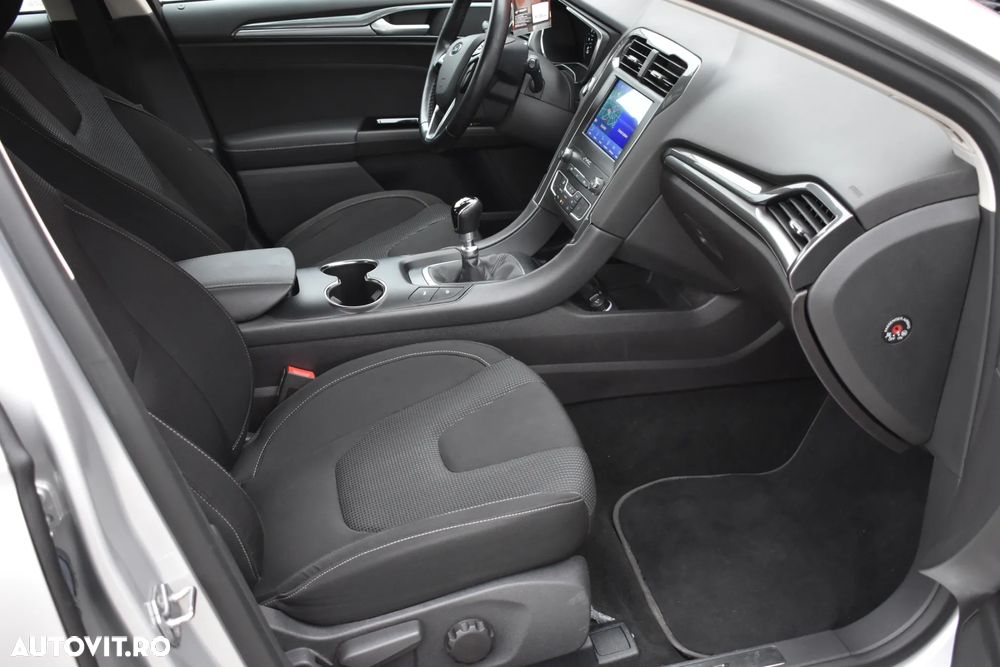 Ford Mondeo 2.0 EcoBlue Titanium - 7