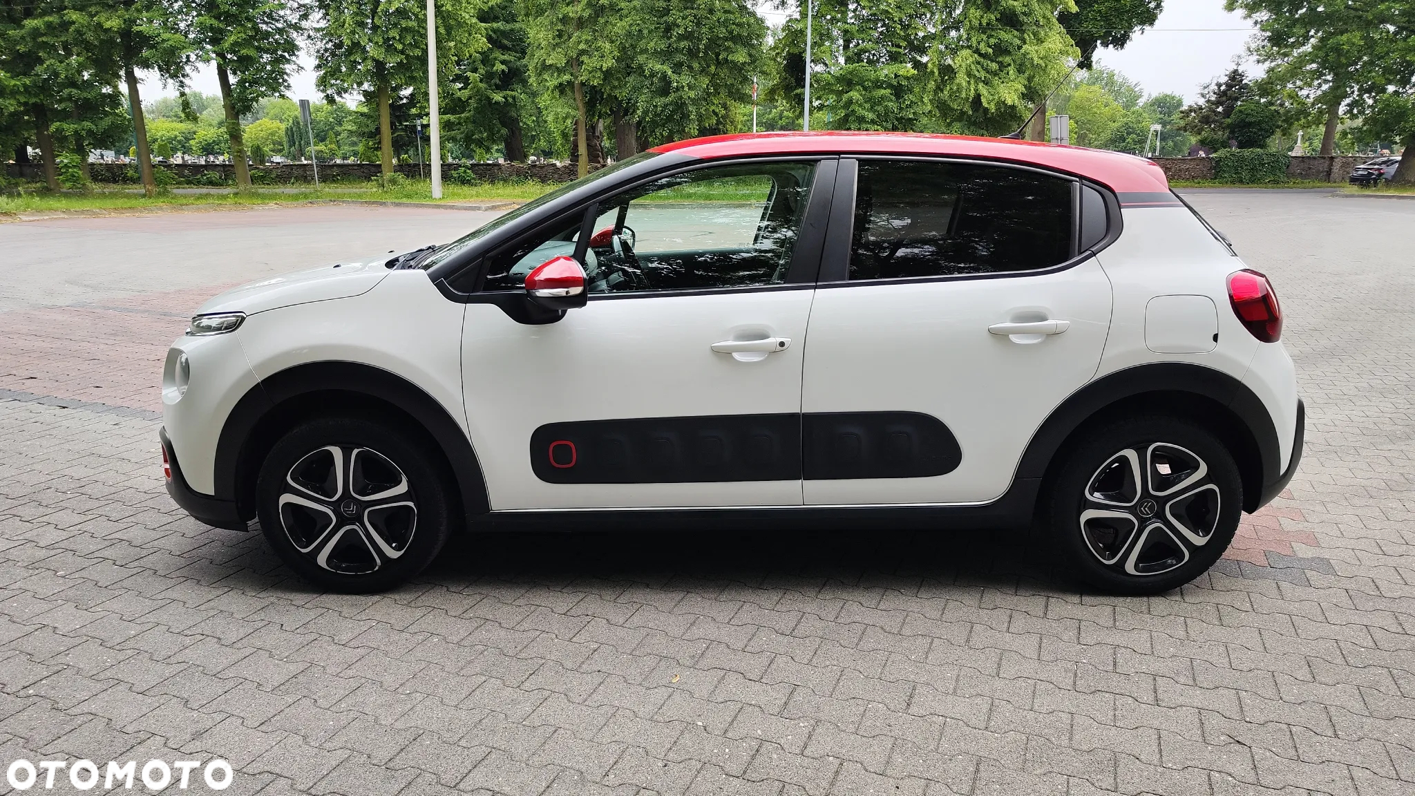 Citroën C3 1.2 PureTech Exclusive - 4