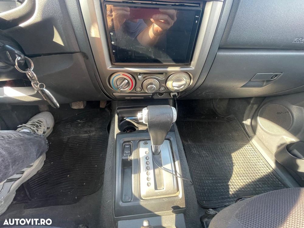 Isuzu D-Max - 11