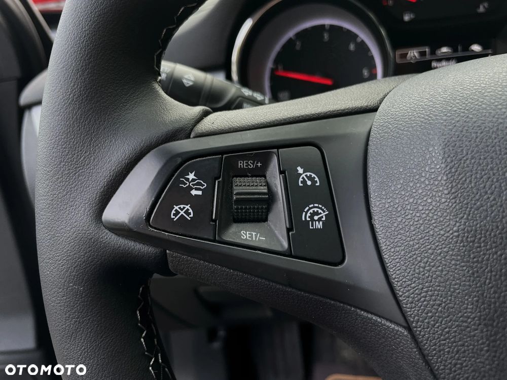 Opel Astra 1.6 D Start/Stop Dynamic - 24