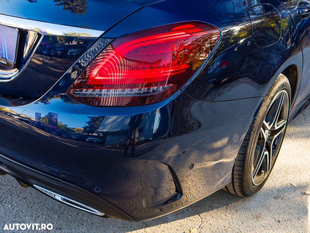 Mercedes-Benz C 180 d 9G-TRONIC Exclusive - 28