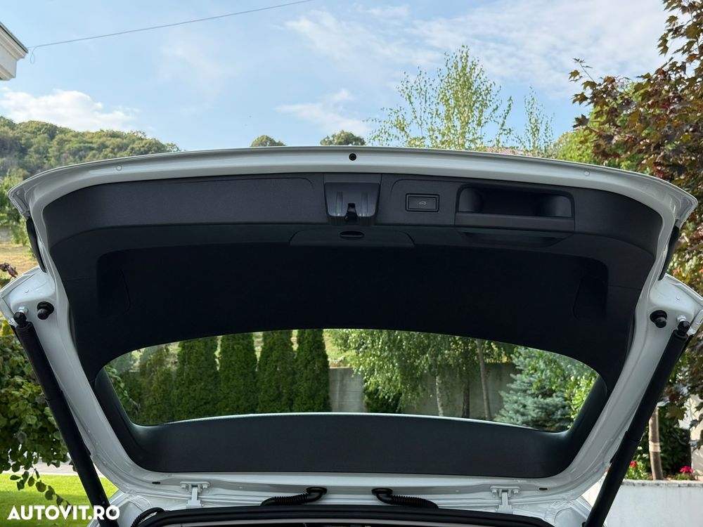 Volkswagen Passat 2.0 TDI SCR Business - 25