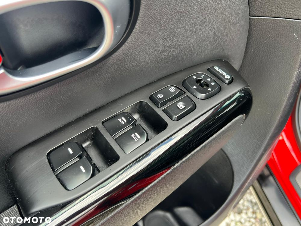 Kia Soul 1.6 CRDI Automatik Iconic - 27