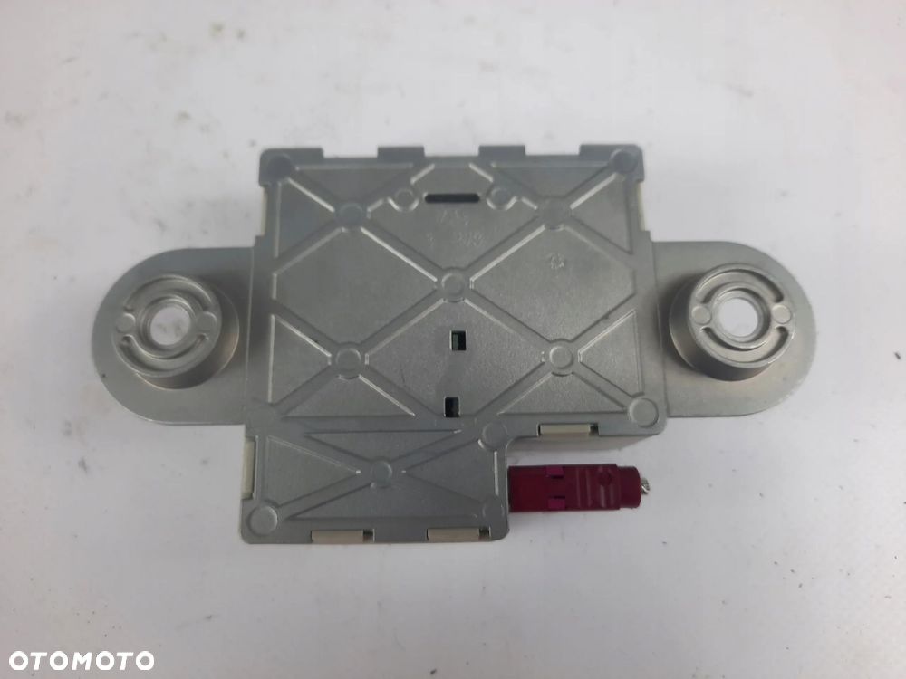 WZMACNIACZ ANTENOWY 6935024 BMW E90 E91 E60 E84 - 5