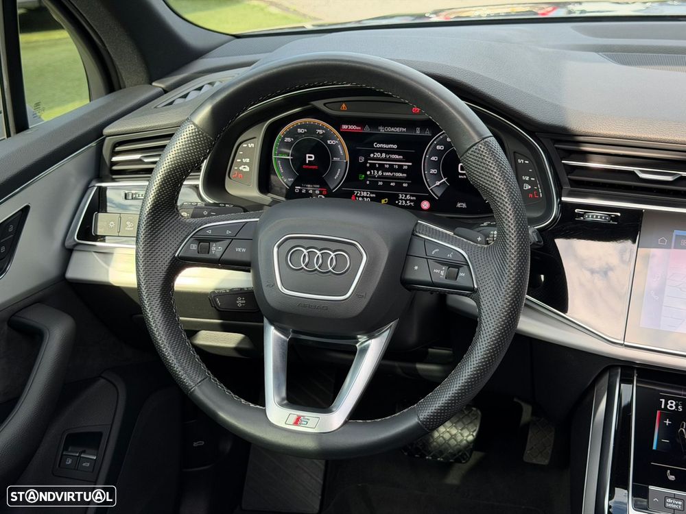 Audi Q7 60 TFSIe quattro S line Tiptronic - 30