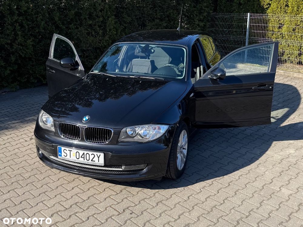 BMW Seria 1 118d DPF - 3