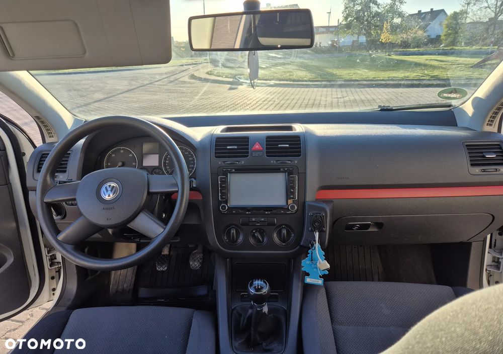 Volkswagen Golf 1.9 TDI DPF Comfortline - 9