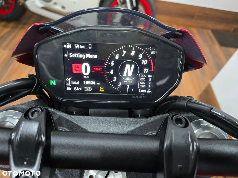 Ducati Monster - 13