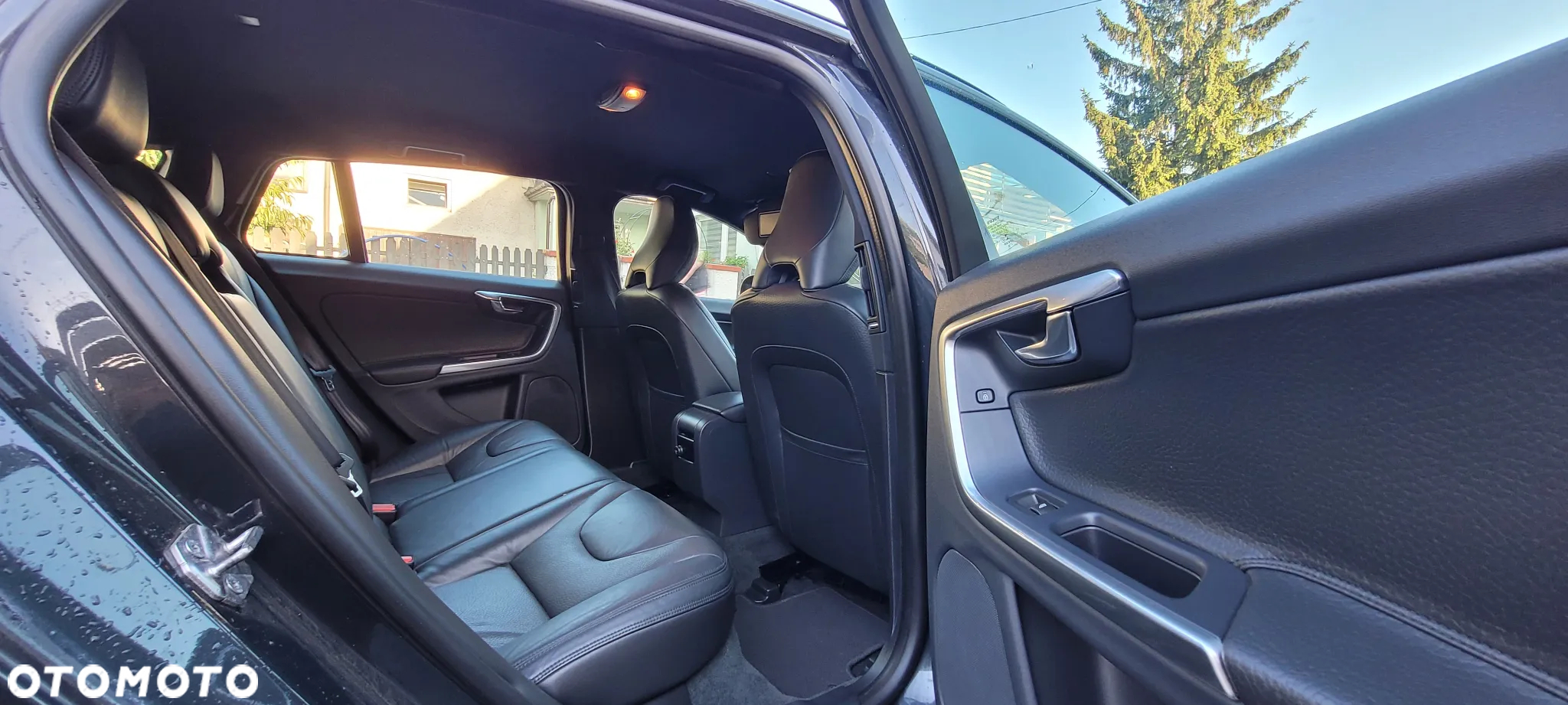 Volvo V60 D2 Kinetic - 14