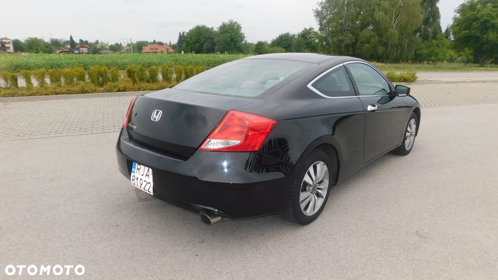 Honda Accord 2.4 LX - 11