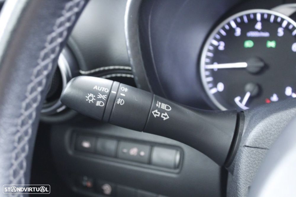 Nissan Juke 1.0 DIG-T N-Connecta DCT - 27