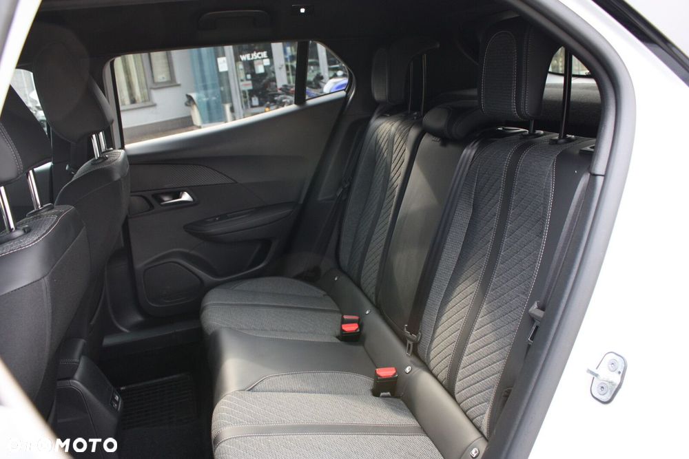 Peugeot 2008 1.2 PureTech Allure S&S EAT8 - 14