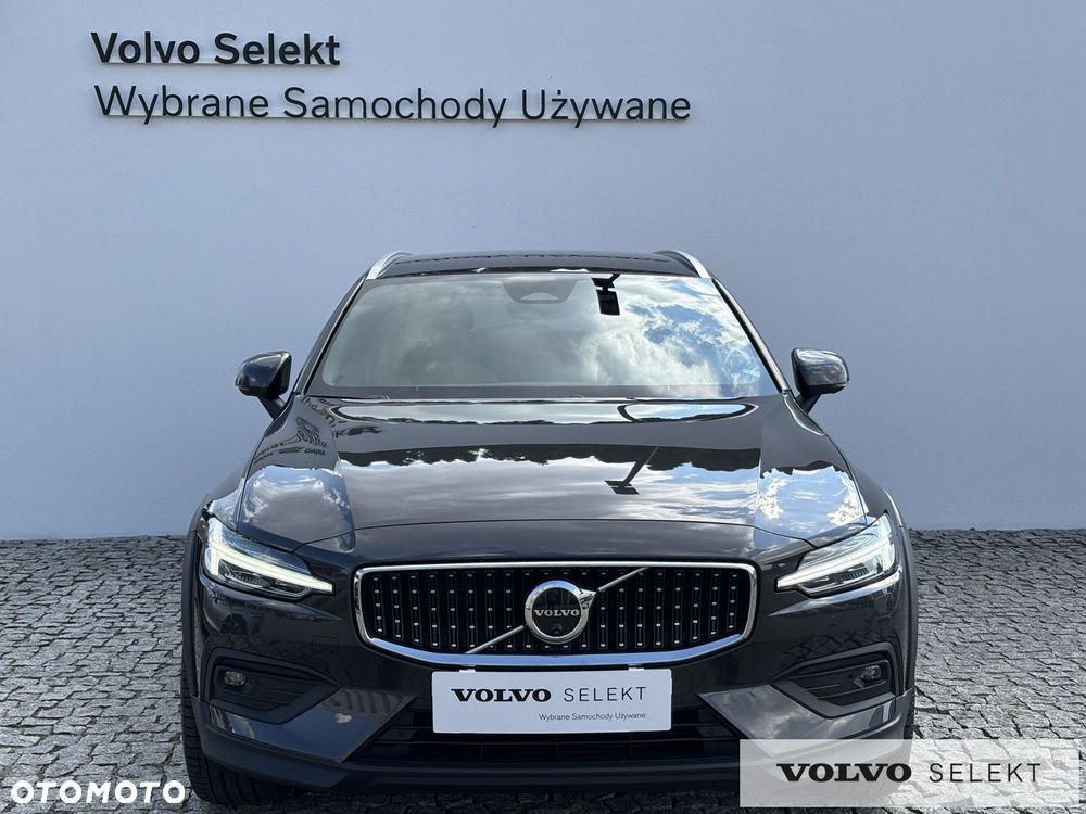 Volvo V60 Cross Country - 5