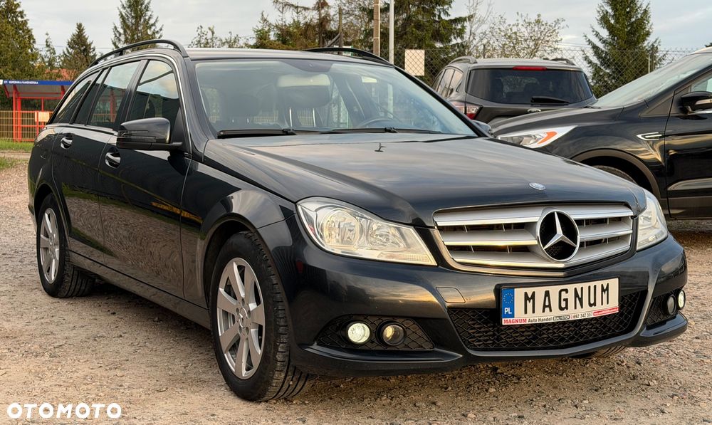 Mercedes-Benz Klasa C 200 (BlueEFFICIENCY) - 3