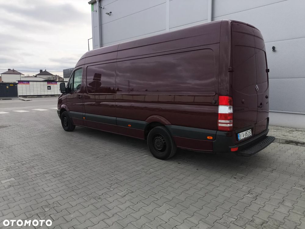 Mercedes-Benz Sprinter - 10