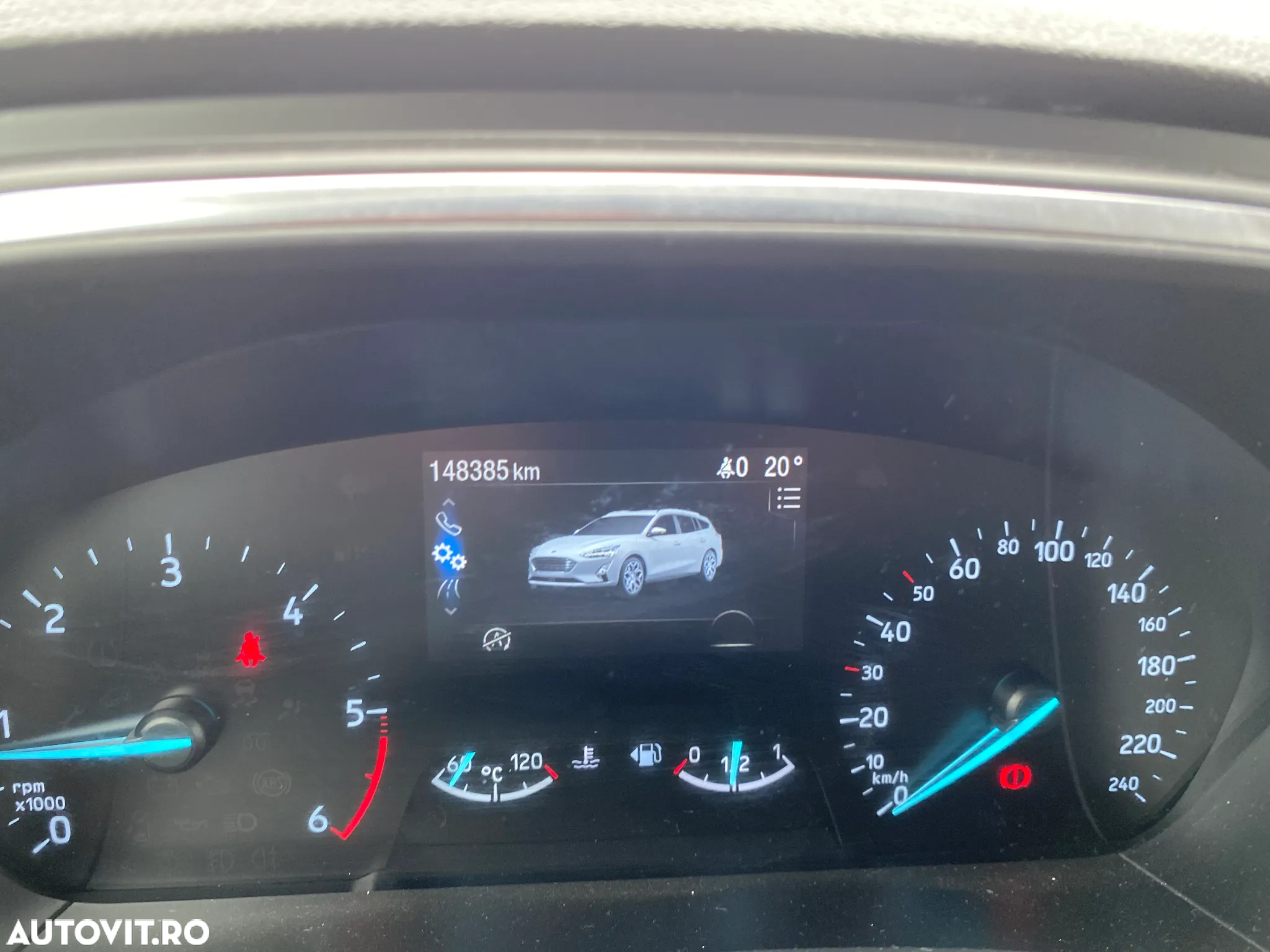 Ford Focus 1.5 EcoBlue Titanium - 13