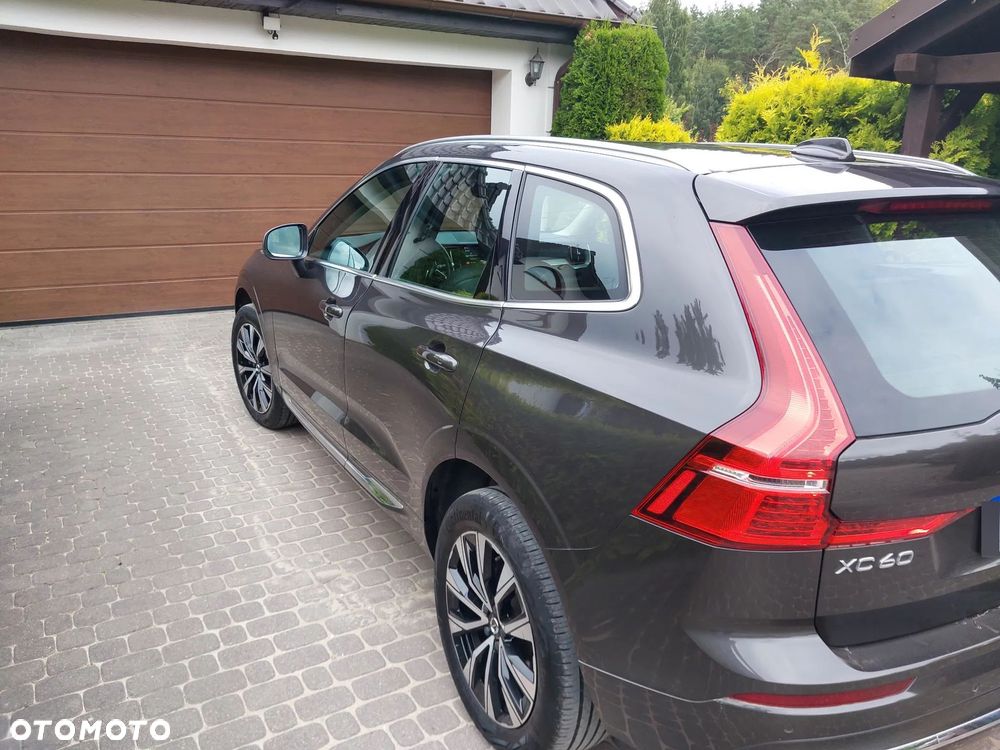 Volvo XC 60 B4 D AWD Plus Bright - 7