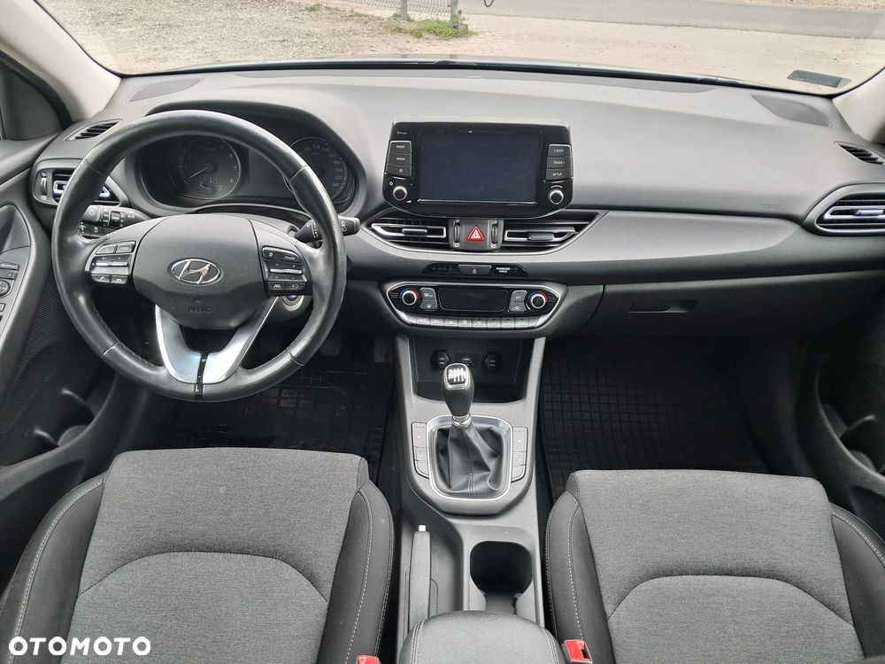 Hyundai i30 1.0 T-GDI Smart - 13
