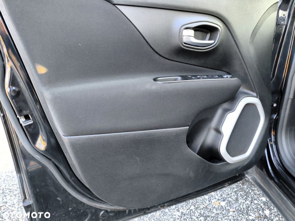 Jeep Renegade 1.4 MultiAir Longitude - 15