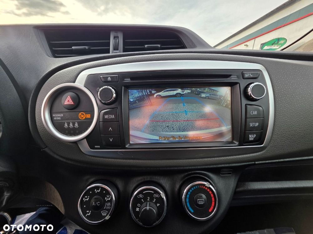 Toyota Yaris - 17
