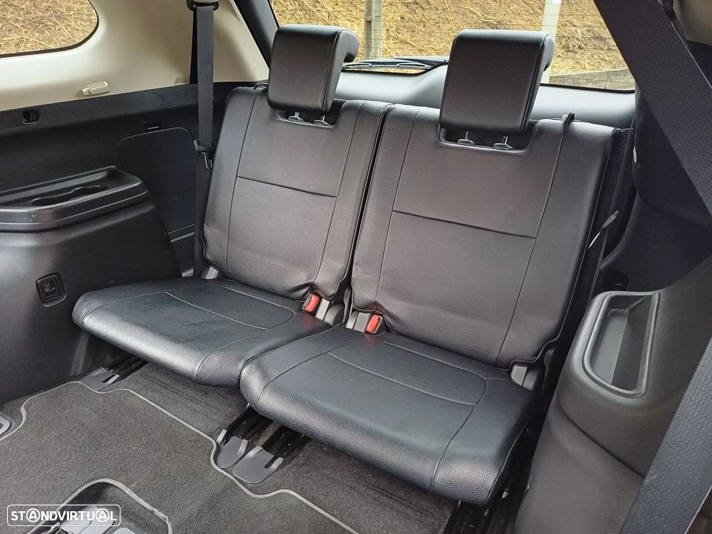 Mitsubishi Outlander 2.2 DI-D Instyle Navi 4WD - 8