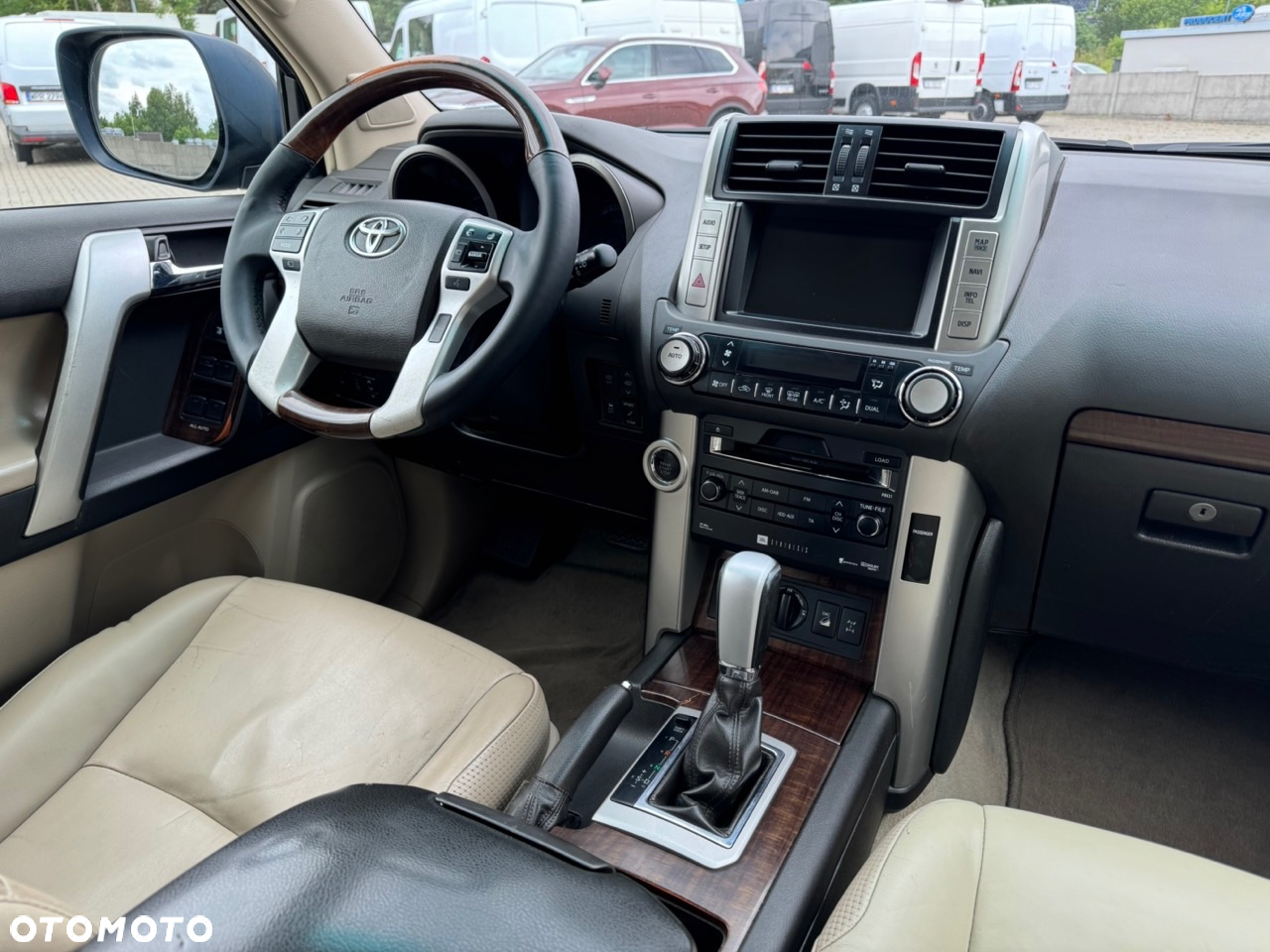 Toyota Land Cruiser LC 3.0 D-4D Prestige - 29