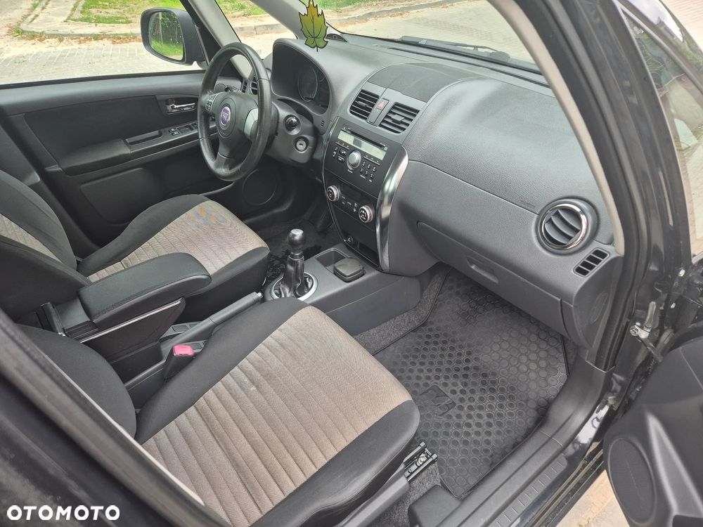Fiat Sedici 1.6 16V 4x4 Dynamic - 8
