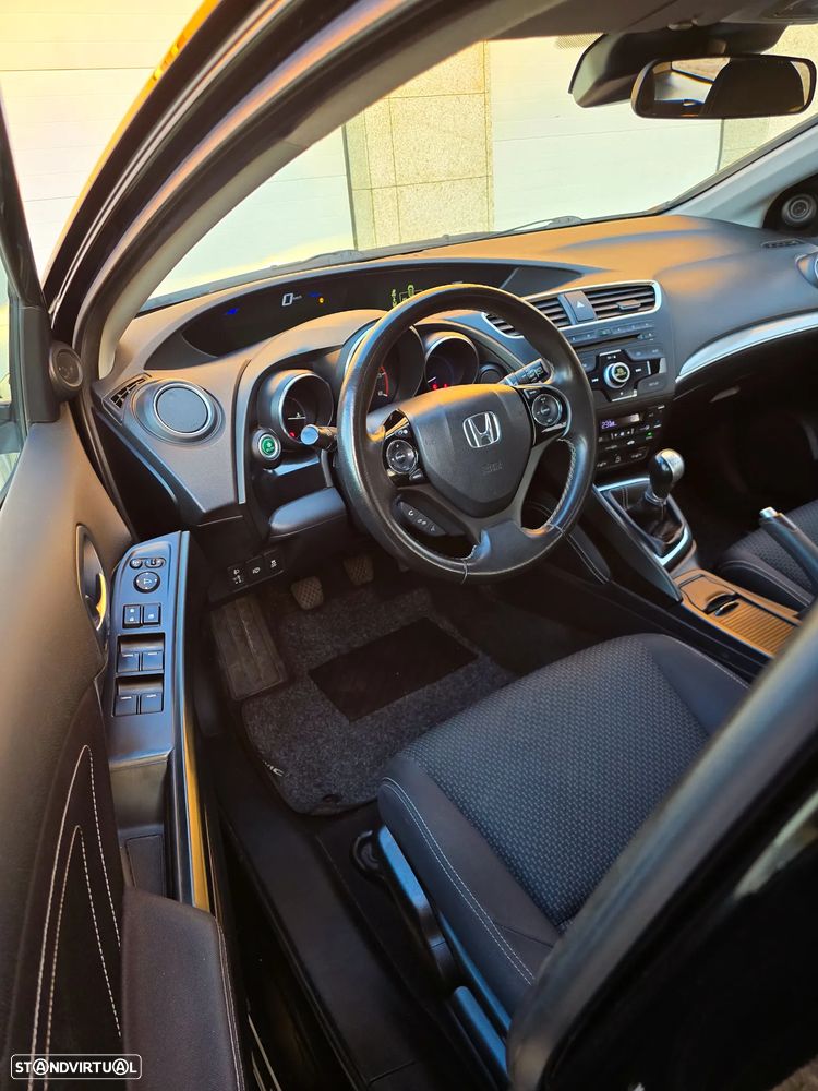 Honda Civic Tourer 1.6 i-DTEC Elegance - 6