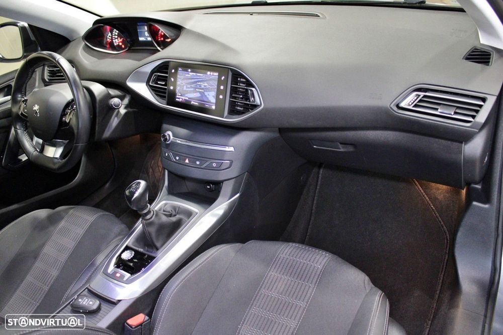 Peugeot 308 BlueHDi 130 Allure Pack - 17