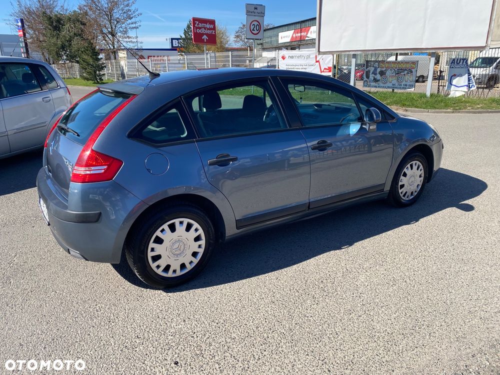 Citroën C4 1.6 16V Confort - 35