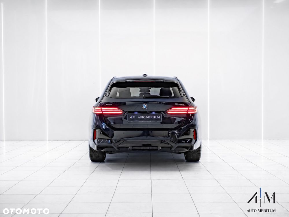 BMW Seria 5 520d xDrive - 9