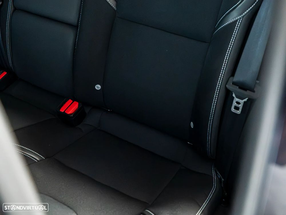 Volvo V40 2.0 D2 Momentum - 19