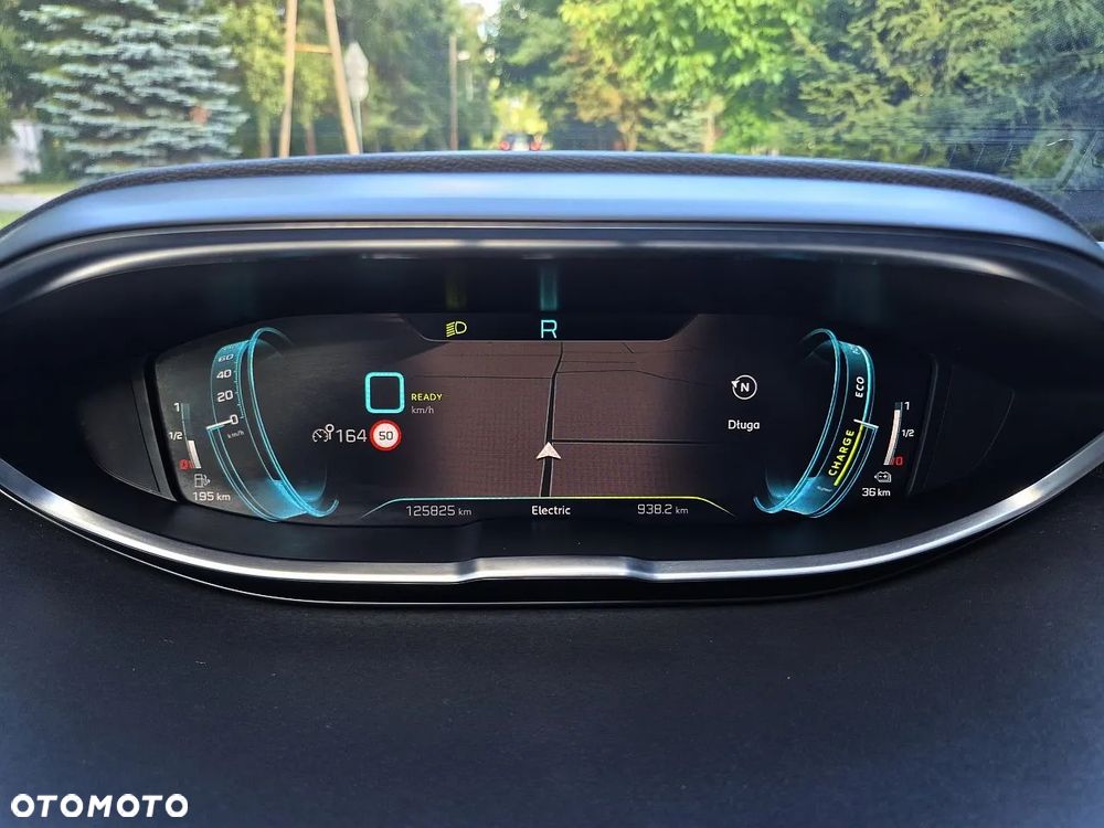 Peugeot 3008 1.6 PureTech Hybrid PHEV Allure S&S EAT8 - 26