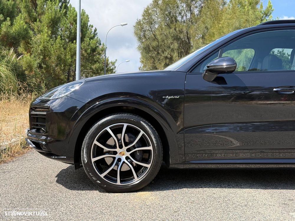 Porsche Cayenne E-Hybrid Tiptronic S Platinum Edition - 16
