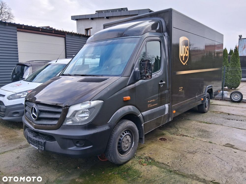 Mercedes-Benz Sprinter - 2