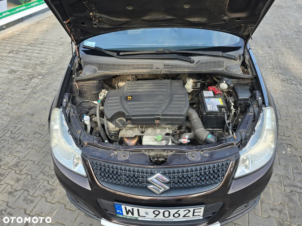 Suzuki SX4 1.6 Comfort Plus - 15